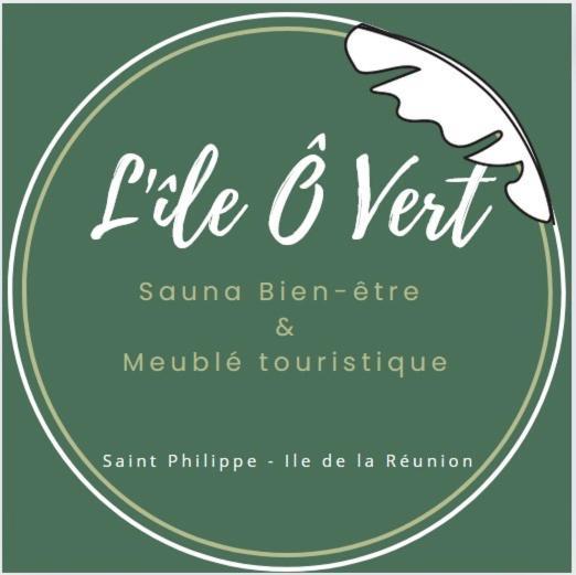 Charmant Chalet Avec Jacuzzi, L'Ile O Vert Saint-Philippe Exterior photo